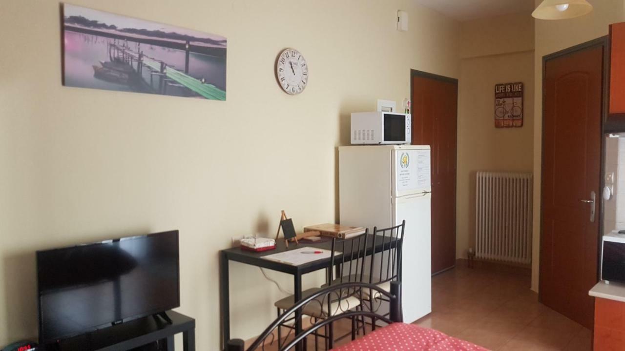 Cozy Loft Lejlighed Mesolóngion Eksteriør billede